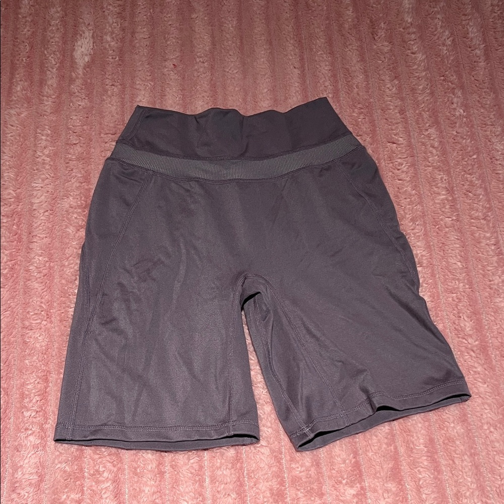 Alphalete Women's Charcoal Bike Shorts